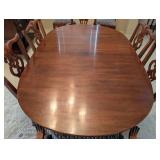 ML - Vintage Mahogany Dining Table Set with 8 Chippendale Style Chairs