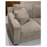 LL - Max Home Loveseat