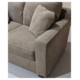 LL - Max Home Loveseat