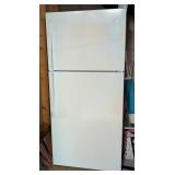 LL - Whirlpool WRT318FZDW06 Refrigerator- White