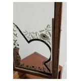 LL - Vintage New Haven Clock Co. Mantel Clock - Carved Oak Case