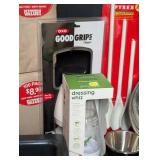 LL - OXO Good Grips & Pyrex Kitchen Gadgets Assortment