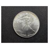 First Year of Issue 1986 Beautiful Uncirculated 1 Oz. Silver American Eagle  Greysheet Wholesale Value is $126.40