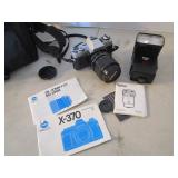 Minolta 35mm Camera, Zoom Lens, Flash