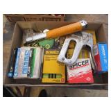 Hammer & Tack Stapler, Staples, Grommet Kit