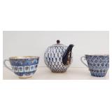 Lomonosov USSR Teapot & 2 Cups with Saucers