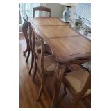 Nice Vintage Smaller Size Dining Table w/6 Chairs