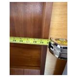 Excellent Condition Mid Century 2-Piece Hutch