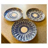 Lomonosov USSR Teapot & 2 Cups with Saucers