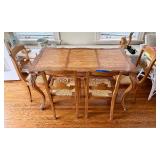 Nice Vintage Smaller Size Dining Table w/6 Chairs