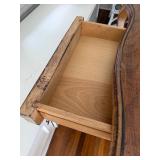 Nice Vintage Smaller Size Dining Table w/6 Chairs