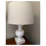 Pair of White Urn Table Lamps w Linen Drum Shades 24in TL8922 Good