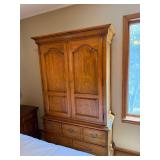 Traditional Oak Door Chest Armoire Media Cabinet 44x19x74 Good