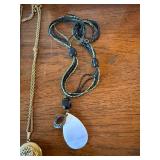 Vintage Costume Jewelry Lot Gold Tone Earrings Brooch Necklaces 16 Pc