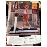 Spirit SR275 Programmable Folding Treadmill w/ Manual Vintage