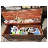 Lane Cedar Hope Chest Blanket Box Dark Wood Colonial Style Good