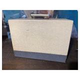 Montgomery Ward Signature Zig Zag Sewing Machine UUR 276 w Case