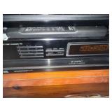 Onkyo DX-C210 6 Disc CD Changer Black Home Audio Player