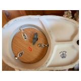 Royal Crown Japan Bird Nest Musical Figurine Yellow Birds Decor