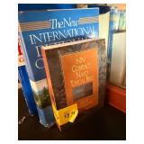 NIV Bible Reference Book Lot Zondervan Commentary Dictionary Atlas