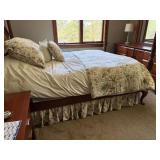 Thomasville Queen Poster Bed 81H Traditional Wood 4 Post Frame
