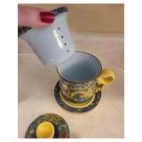 Dragon-Patterned Blue Porcelain Teapot With Infuser - Yellow Handle And Lid