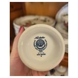 Noritake Royal Orchard 9416 Berry Pattern Dinnerware Set