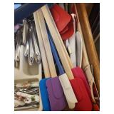 Floral-Patterned Silverware Set - Serving Forks & Spoons & Silicone Spatulas