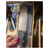 Ornate Floral Stainless Steel Flatware Set in Drawer Organizer