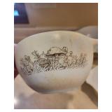 Tip & Pour Pyrex 4-Piece Nesting Bowls Set - Mushroom Pattern, Oven Safe