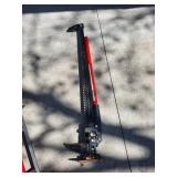 Tractor Jack with Notched Lift Bar - Top Hook, Adjustable Height