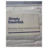 Simply Essential Microfiber Down Alternative Comforter King 104 in W x 90 in L