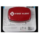 First Alert Carbon Monoxide Alarm With Digital Display Easy Plug-In 2-Pack