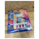 Hasbro Alive Baby Grows Up Happy (damaged box)