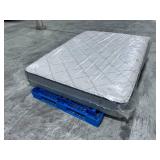 Sealy Slumbercrest Collection Plush Queen Mattress - MSRP $949.99 - No Reserve!