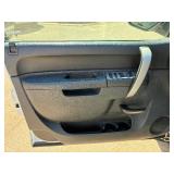 2013 CHEVROLET SILVERADO 1500 LT *4x4 | No Accidents Reported* (NO RESERVE)