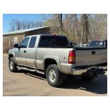 2001 CHEVROLET SILVERADO 2500HD *4x4 | Diesel*