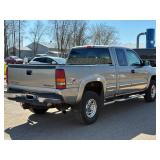 2001 CHEVROLET SILVERADO 2500HD *4x4 | Diesel*