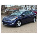 2013 HYUNDAI ELANTRA GLS *No Accidents Reported* (NO RESERVE)