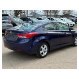 2013 HYUNDAI ELANTRA GLS *No Accidents Reported* (NO RESERVE)