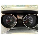 2013 HYUNDAI ELANTRA GLS *No Accidents Reported* (NO RESERVE)