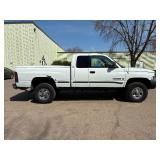 1998 DODGE RAM 1500 ST *4x4* (NO RESERVE)