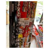 Buzz Bee Walking Dead Abraham