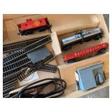 Thunderbolt Express Santa Fe Train Set w Track Cars Transformer Box