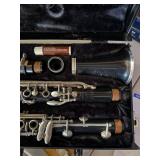 Vito LeBlanc Student Bb Clarinet w Case Mouthpiece Bell Good