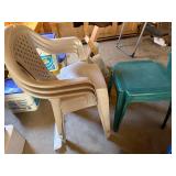 4 Plastic Patio Arm Chairs w/ Side Table Resin Outdoor Furniture Lot