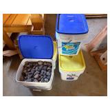 Lot of 5 Plastic Storage Buckets w/ Lids & River Rocks Garage Utility