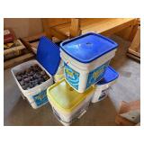 Lot of 5 Plastic Storage Buckets w/ Lids & River Rocks Garage Utility