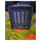 Duracraft Ceramic Heater - Compact Portable Space Heater