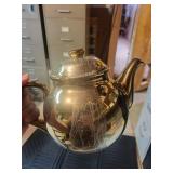 Metro Gravy Server Thermal Teapot - Gold-Tone; Poinsettia Soup Bowls (Set of 4) - Porcelain